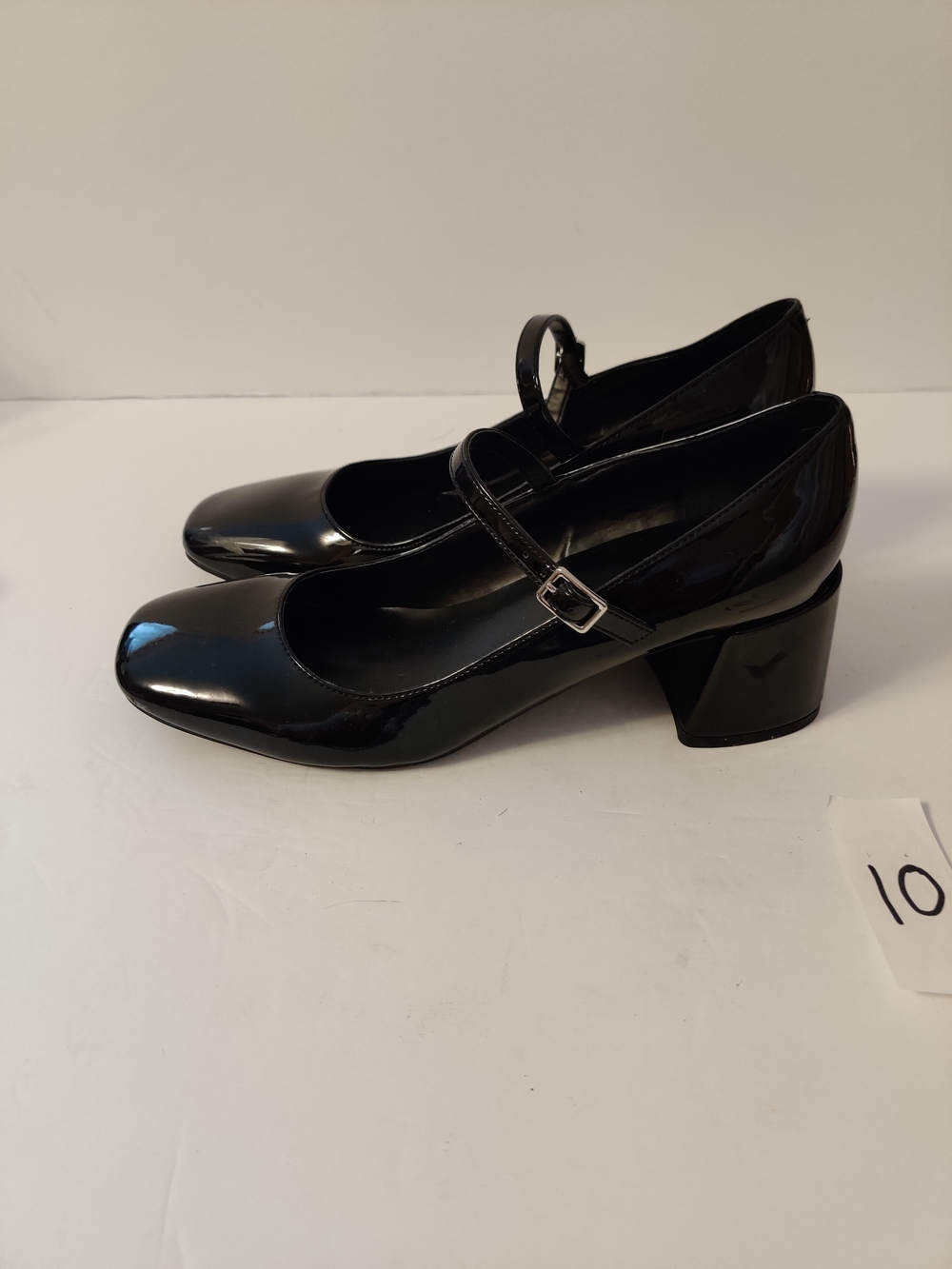 Marc Fisher Mary Jane Block Heel Shoes Black US 8 Like New